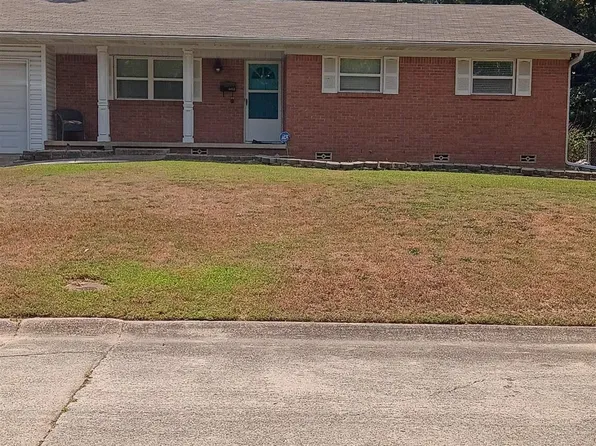 4413 N Locust St, N Little Rock, AR 72116