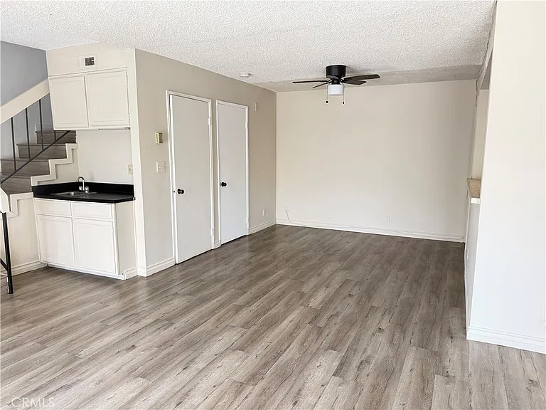 8341 De Soto Ave #5 — Photo 3