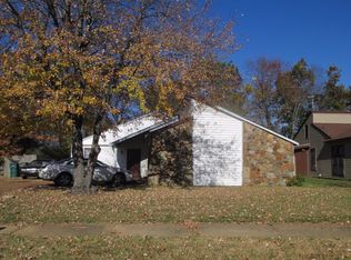 3384 Spring Shadow Dr, Memphis, TN 38118