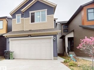 1143 Plum Ln SW, Edmonton, AB T6X 3A6