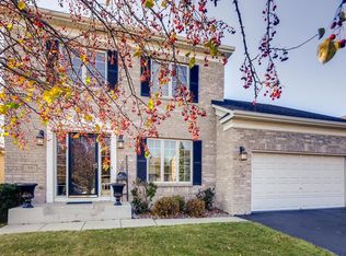 33 Cliff Ridge Ct, Hudson, WI 54016