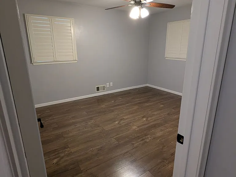 6228 Newton Ave S — Photo 36