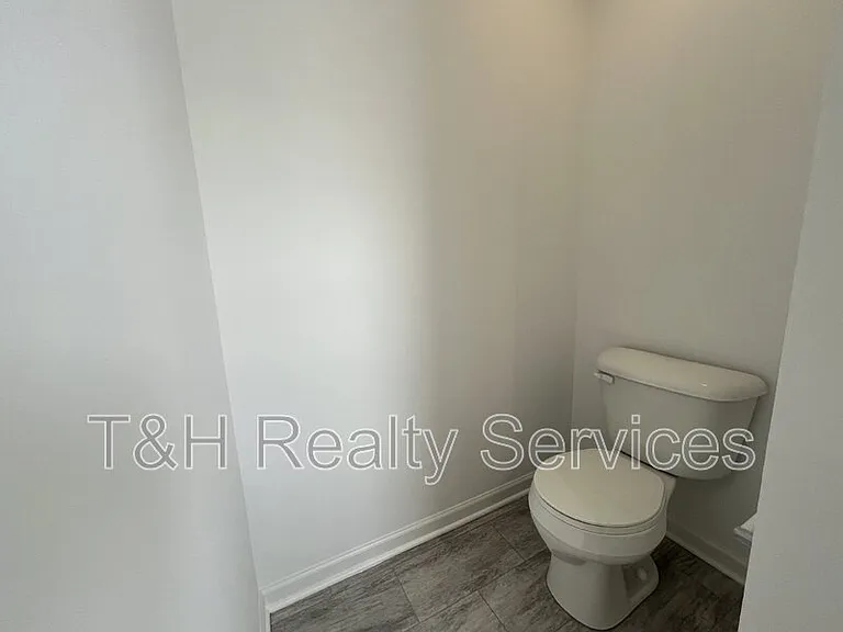 4801 Summerfield Dr — Photo 41
