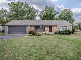 829 Lynn St, Lebanon, MO 65536