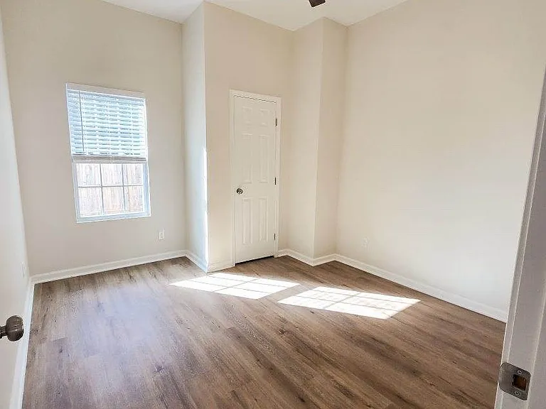 1162 Owen Cir — Photo 11