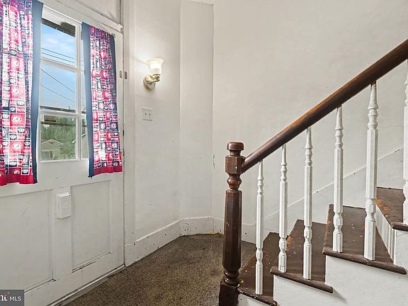 2nd image of 111 Harrisburg St