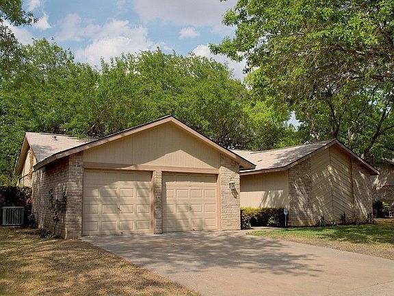 2nd image of 800 Braesgreen Dr