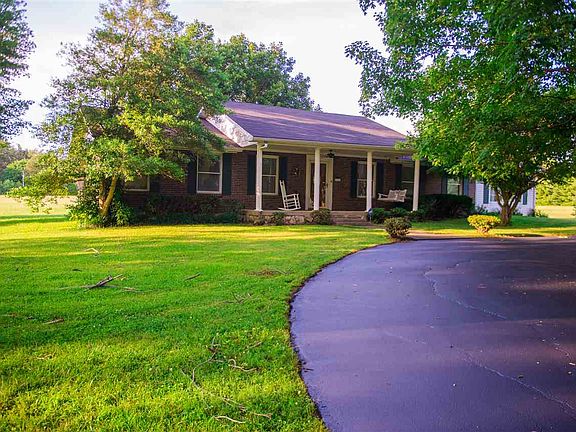 4th image of 394 Cleveland Dr