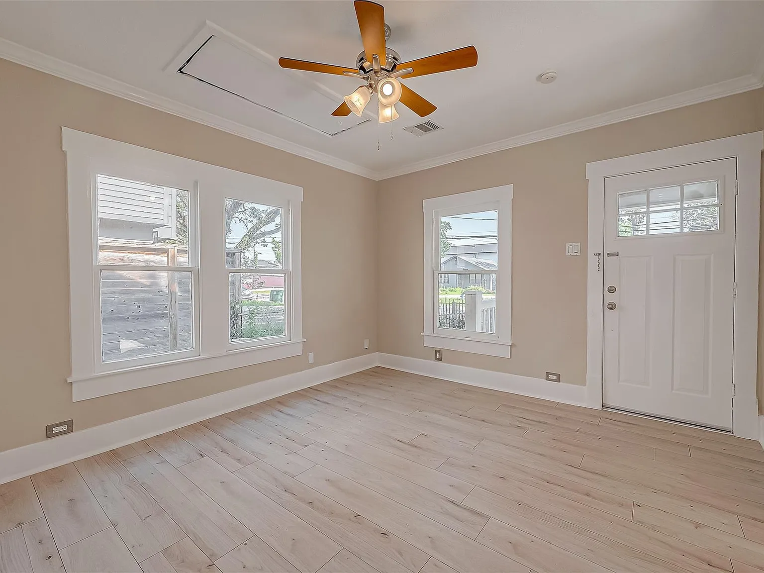 1 bed, 1.0 bath, 528 sqft, $1,575 — Photo 4