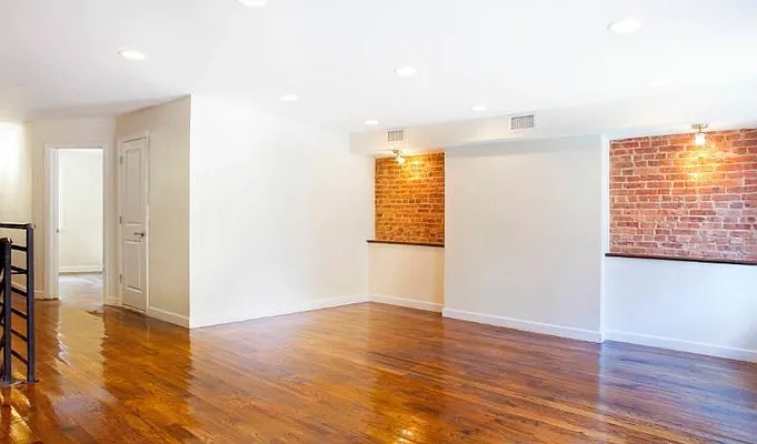 Rented by Bold New York | media 13