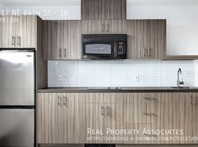 817 NE 64th St
