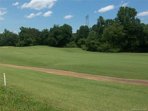 4th image of 132 Eagles Terrace