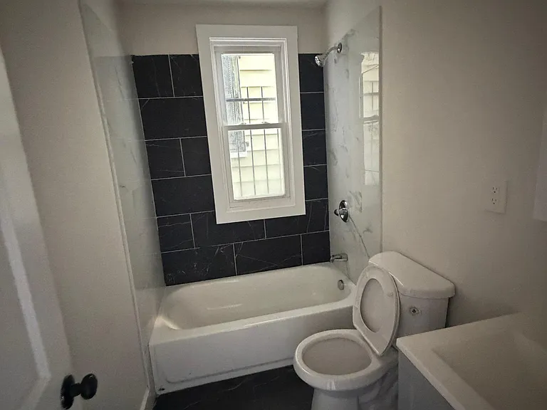 26 Leo Pl #2 — Photo 11