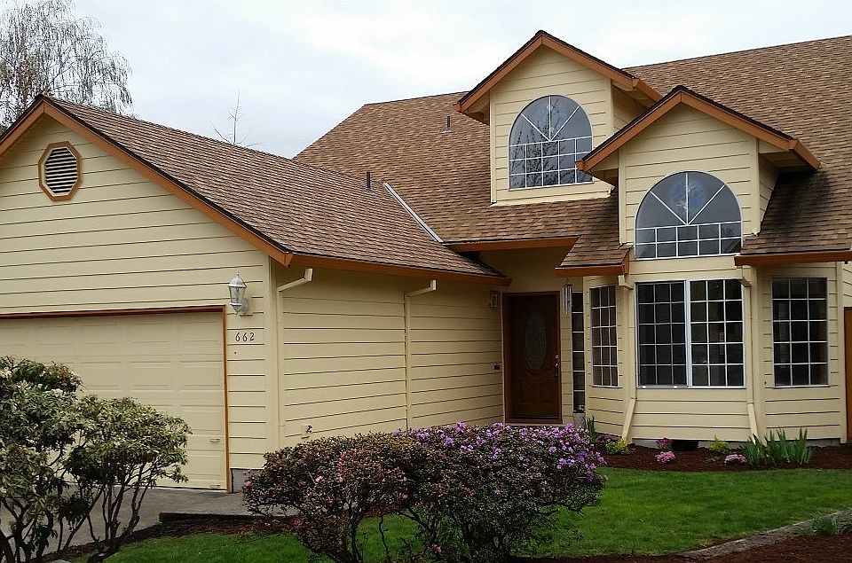 1st image of 662 NE Valarie Ct