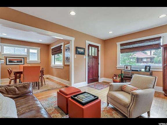 3rd image of 1229 E Laird Ave