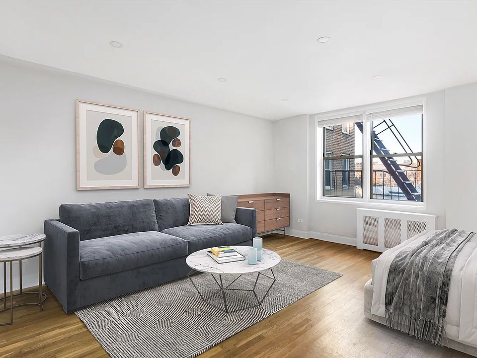 1st image of 31-85 Crescent St APT 307