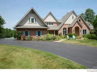 17915 Pond Bridge Rd, Chesterfield, MO 63005