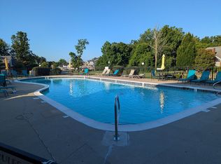 9901 Club Springs Way UNIT 102, Louisville, KY 40291