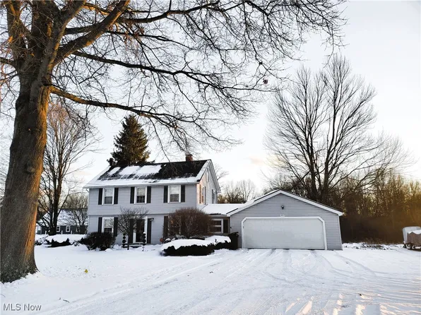 997 State Rd NW, Warren, OH 44481