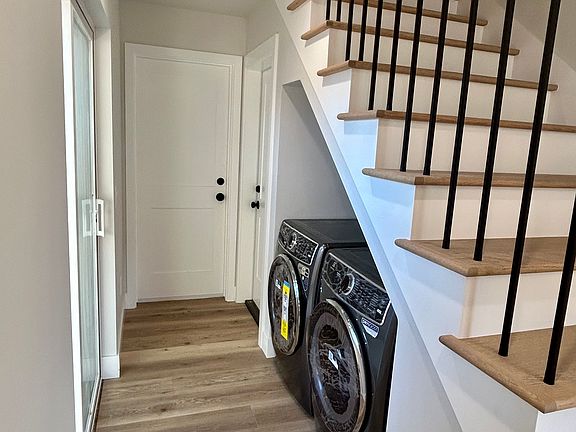 3rd image of 1821 Sola Ct #1823