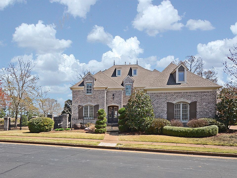 1st image of 2802 Bayhill Woods Cv