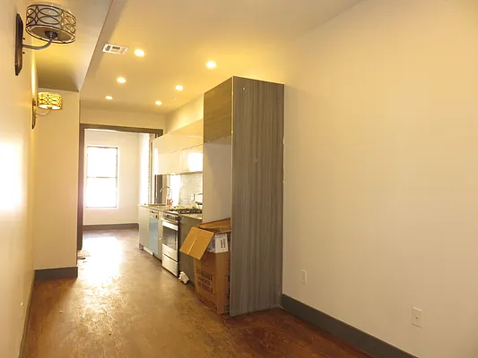 Rented by Rennit Inc. | media 87