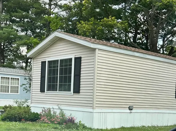19 Melrose Drive, Rochester, NH 03868