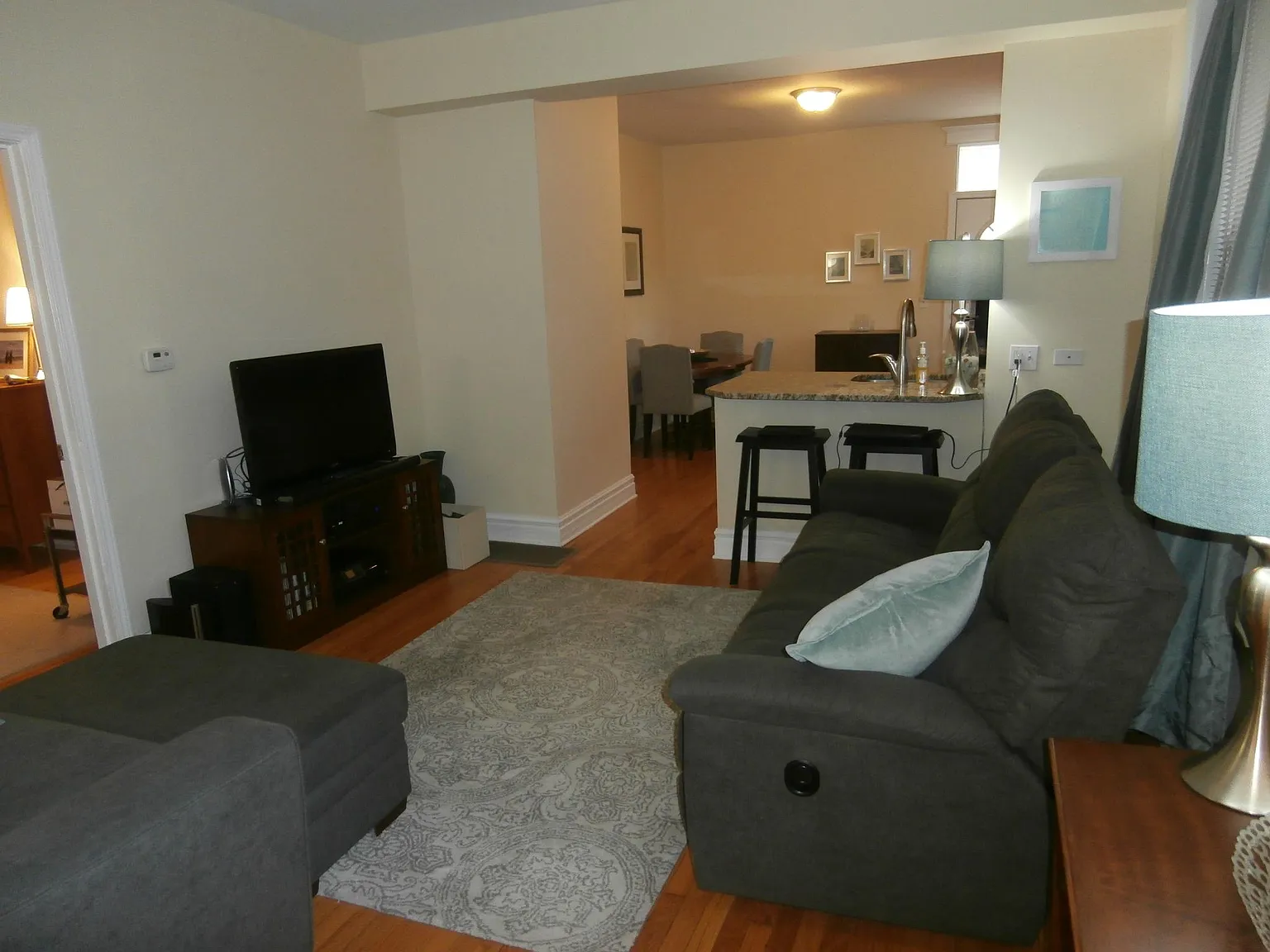 2 bed, $2,200 — Photo 4