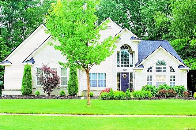 1st image of 2103 Sandlewood Dr