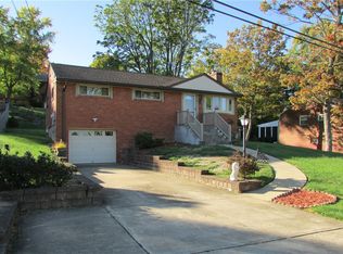 6506 Springvale Dr, Pittsburgh, PA 15236