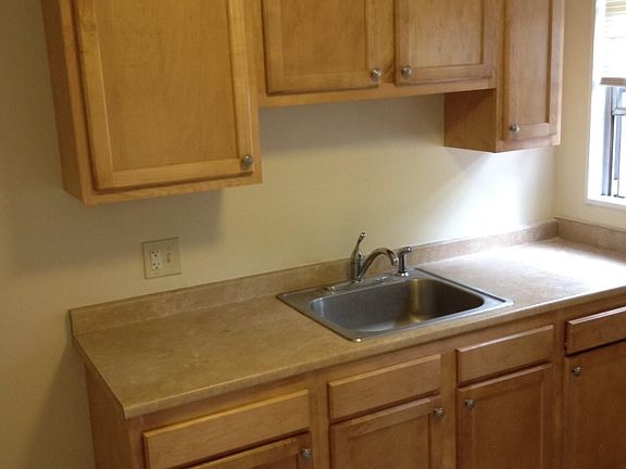 5th image of 19 Goslee Dr #45