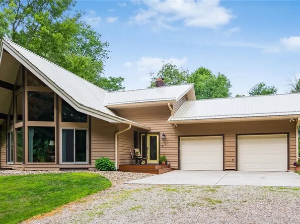 9277 Newark Rd, Nashport, OH 43830