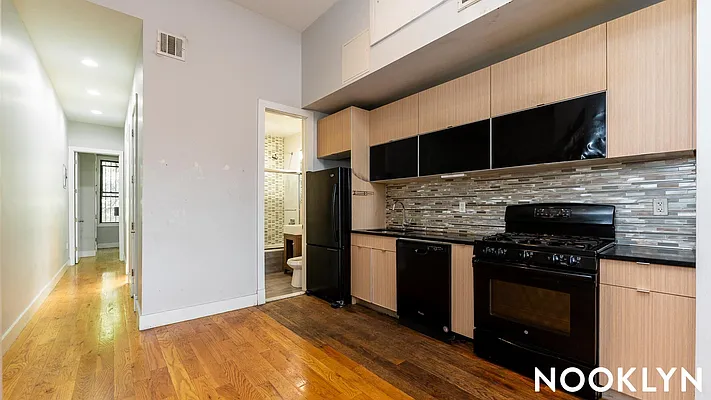 Rented by Nooklyn NYC LLC | media 5