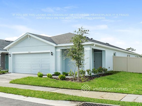 3rd image of 7937 Majestic Palms Ct