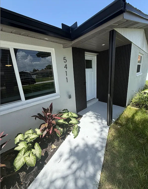 3 bed, 1516 sqft, $2,950 — Photo 2