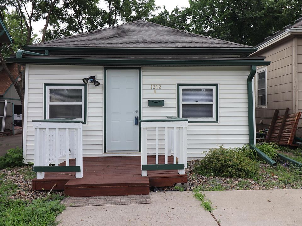 1st image of 1312 E 5th St