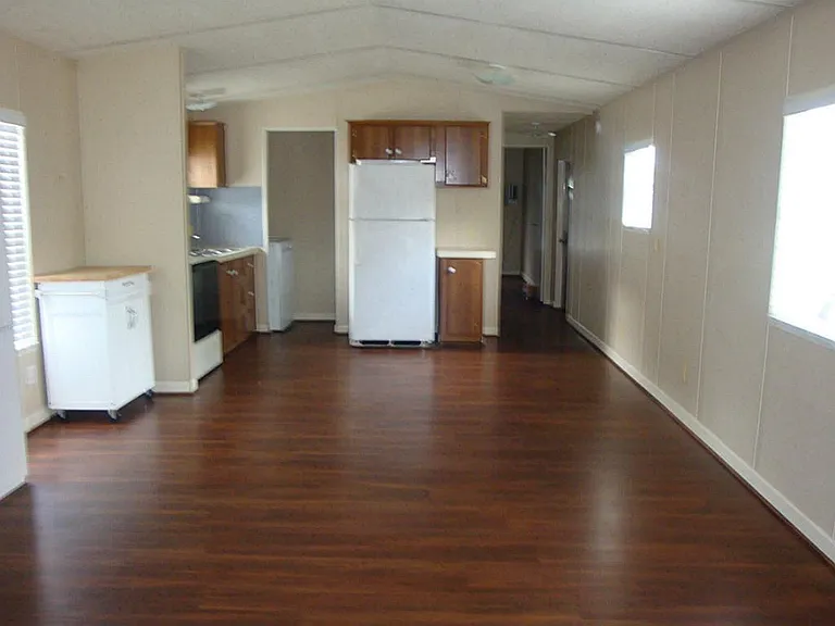 2445 Precinct Line Rd — Photo 3