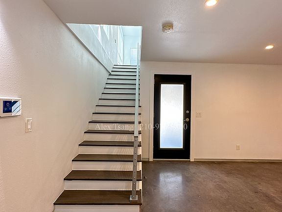 5th image of 225 S Pine St #201