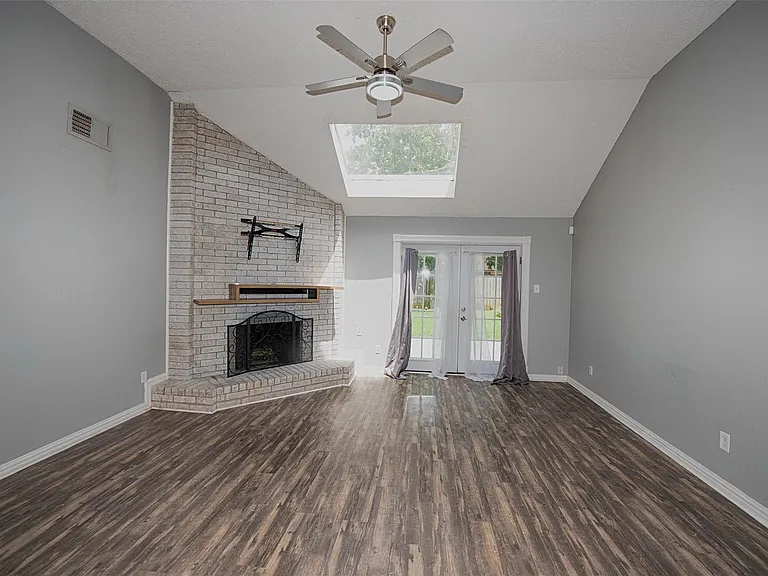2914 Tarpon Dr — Photo 11