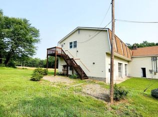 520 Post Hill Rd #201, Henryville, PA 18332