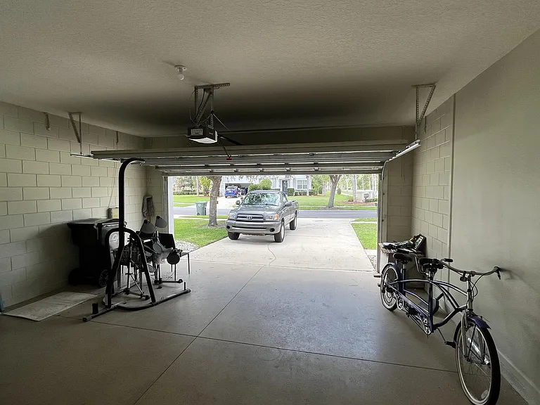 101 Hagge Dr — Photo 10