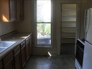 2nd image of 1222 Hudson St