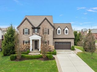 1138 Pembroke Dr, Rochester Hills, MI 48307