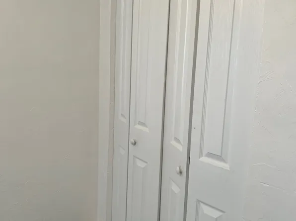 501 SW 75th St, Gainesville, FL