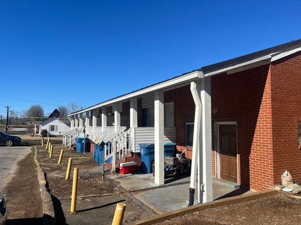 30 1/2 39th St NW #A1