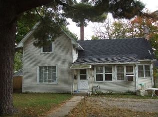1114 Cassopolis St, Elkhart, IN 46514