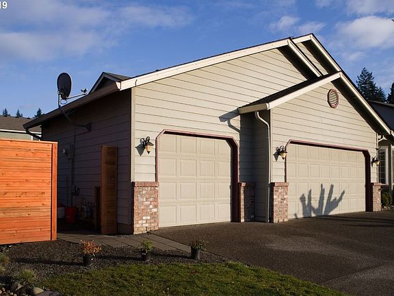 2nd image of 8907 NE 164th Ave
