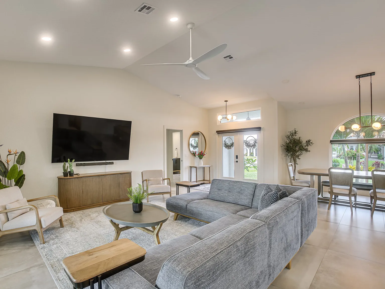 3 bed, 1815 sqft, $8,000 — Photo 4