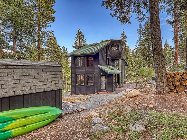 10594 Snowshoe Cir — Photo 24