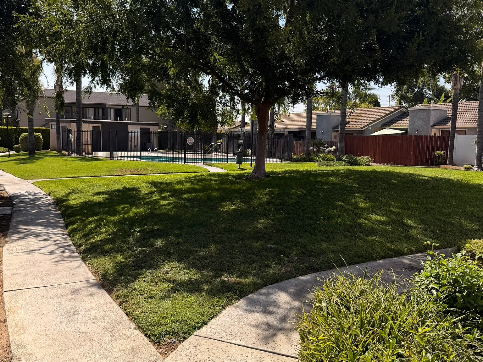 9505 Arlington Ave — Photo 4